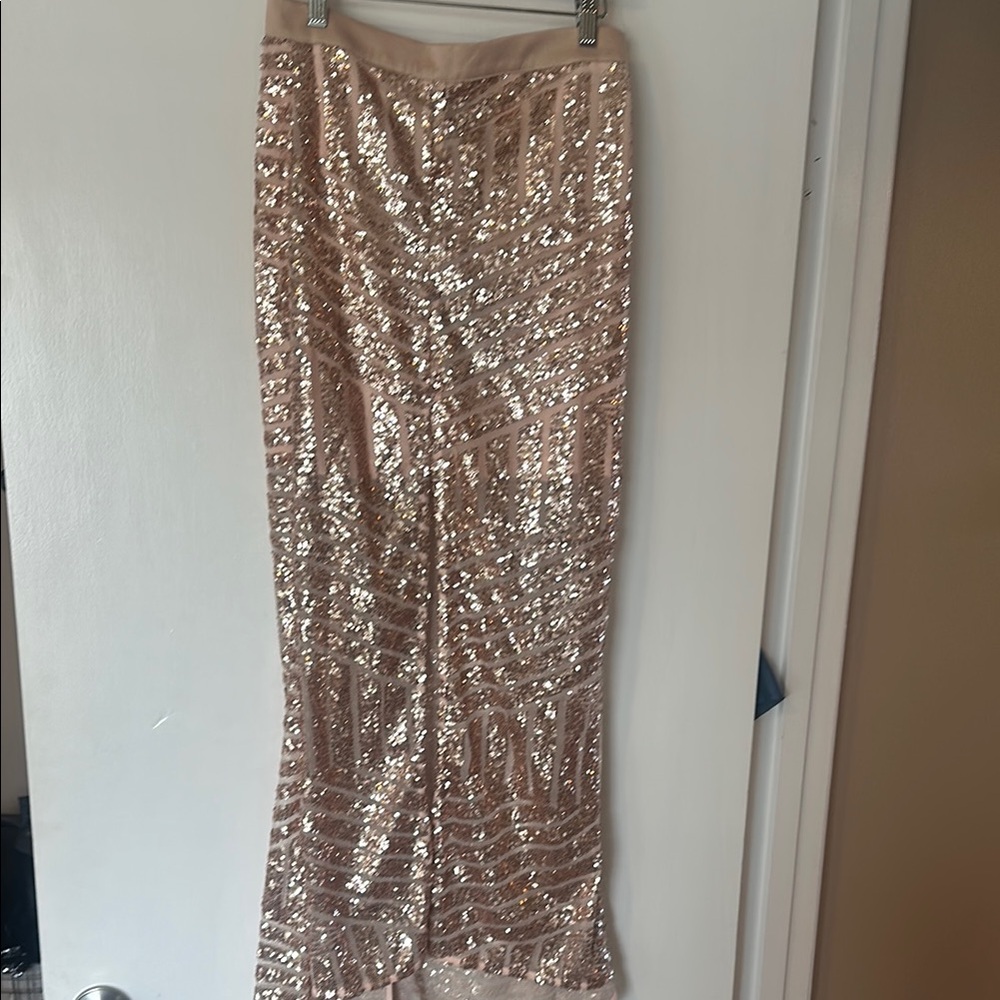 Sequin Embellished Skirt in Rose Gold